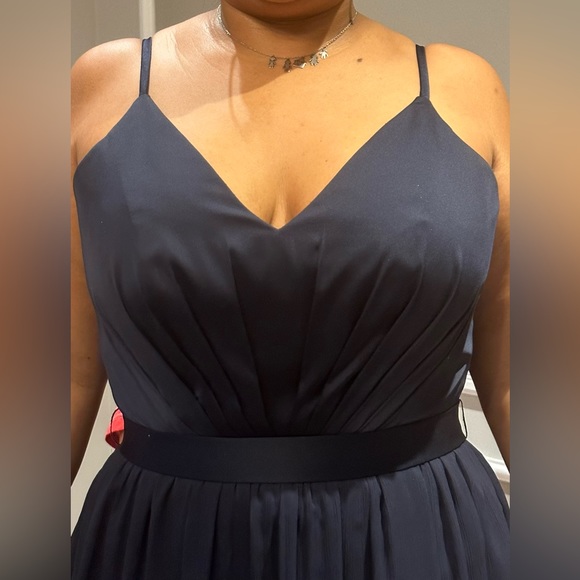 White Vera Wang Navy Women's Spaghetti Strap Long formal designer evening gown - Picture 15 of 16